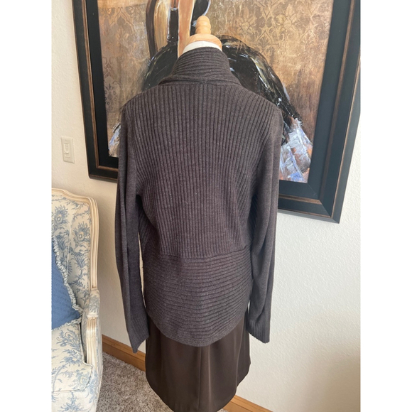 Women's H&M Brown Cardigan Sweater Size M - Picture 5 of 5